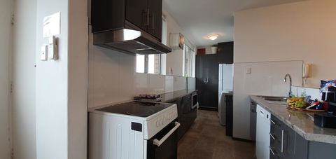 Lawley Luxury Views - Perth City, Swan River - Accommodation Rockhampton 17