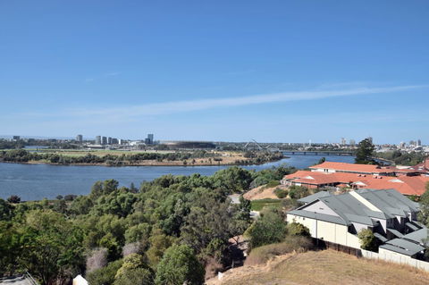 Lawley Luxury Views - Perth City, Swan River - Accommodation Rockhampton 34
