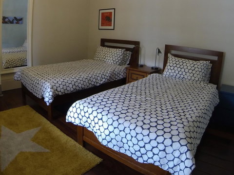 The Russell House - Accommodation Rockhampton 13