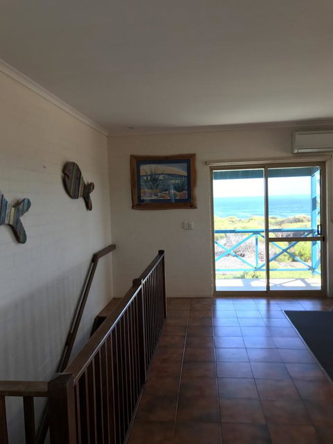 Surf Views - Accommodation Rockhampton 5