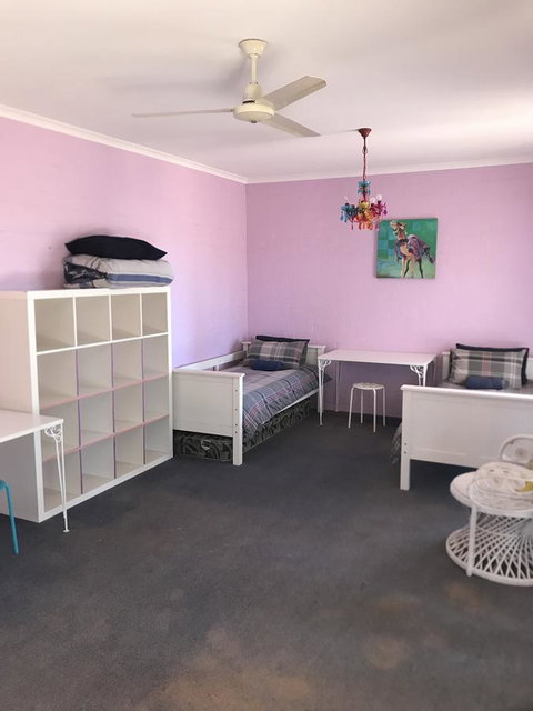 Surf Views - Accommodation Rockhampton 8