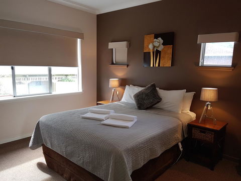 Adamsons Riverside Accommodation - Accommodation Rockhampton 35