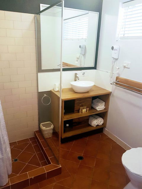 Adamsons Riverside Accommodation - Accommodation Rockhampton 5