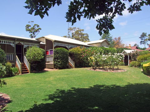 Adamsons Riverside Accommodation - Accommodation Rockhampton 0