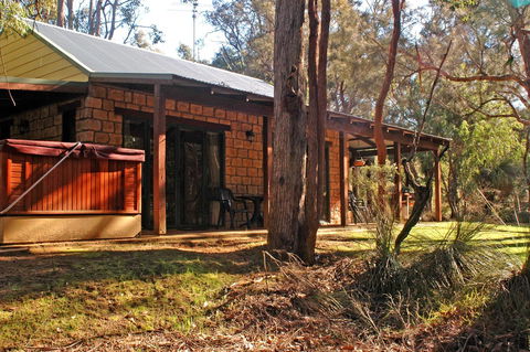 Yelverton Brook Conservation Sanctuary - Accommodation Rockhampton 8