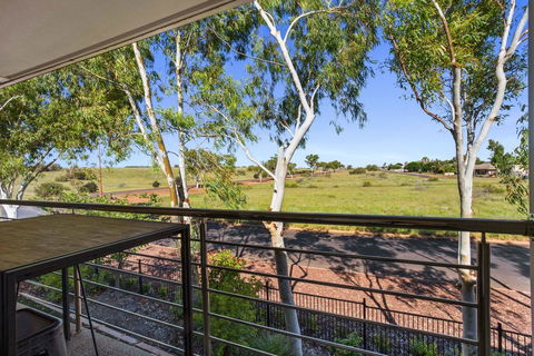 Latitude20 The Dunes - Accommodation Rockhampton 15