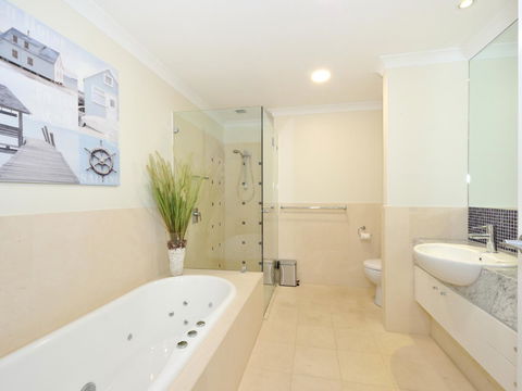 Nautilus By Rockingham Apartments - Accommodation Rockhampton 6