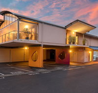 Sunset on Fearn - Accommodation Rockhampton