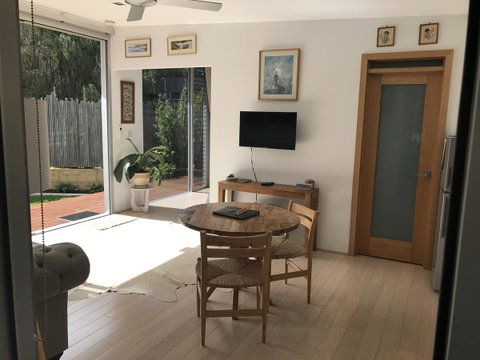 Banksia Luxury Villa - Accommodation Rockhampton 11