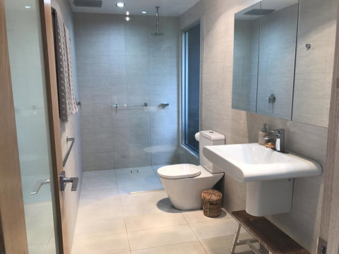 Banksia Luxury Villa - Accommodation Rockhampton 13