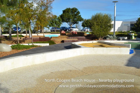 North Coogee Beach House - Accommodation Rockhampton 23