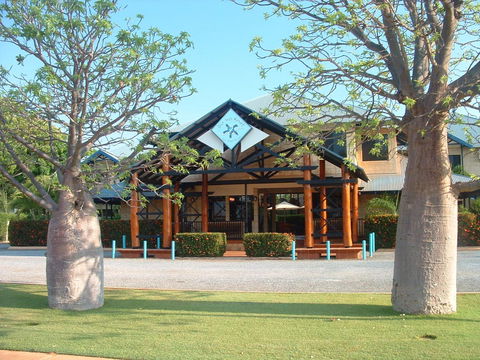 Blue Seas Resort - Accommodation Rockhampton 0