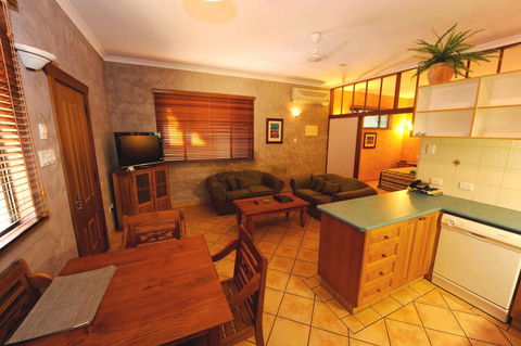 Blue Seas Resort - Accommodation Rockhampton 13
