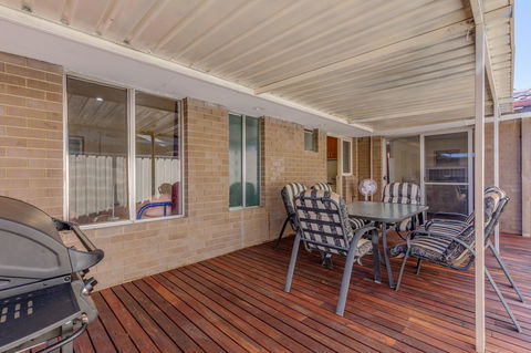 Brilliant, Neat, Convenient, Family-friendly House - Accommodation Rockhampton 14