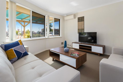 Como South Perth Villa - Accommodation Rockhampton 14