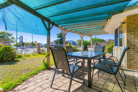 Como South Perth Villa - Accommodation Rockhampton 10