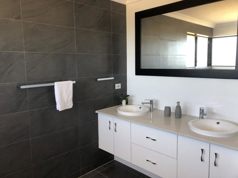 The Shak Kalbarri - Accommodation Rockhampton 9