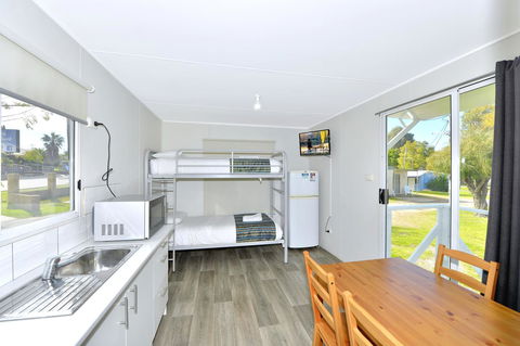 Mandurah Coastal Holiday Park - Accommodation Rockhampton 17
