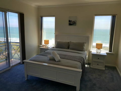 Caravel Beach House Mandurah - Accommodation Rockhampton 16