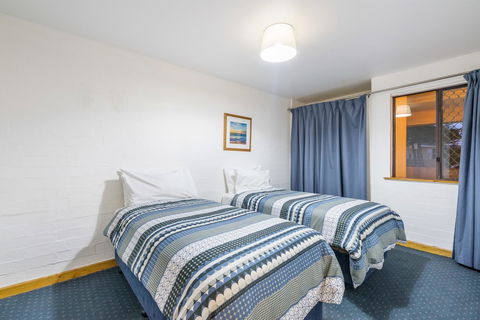 Cottesloe Beach Chalets - Accommodation Rockhampton 40
