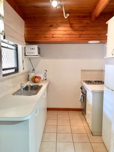 Cottesloe Beach Chalets - Accommodation Rockhampton 23