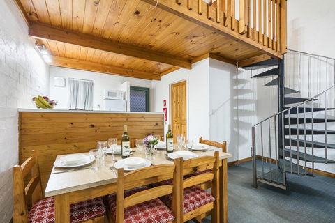 Cottesloe Beach Chalets - Accommodation Rockhampton 29
