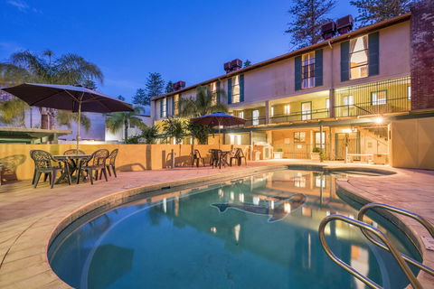 Cottesloe Beach Chalets - Accommodation Rockhampton 0