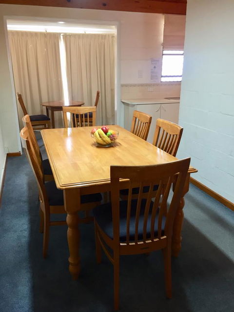 Cottesloe Beach Chalets - Accommodation Rockhampton 22