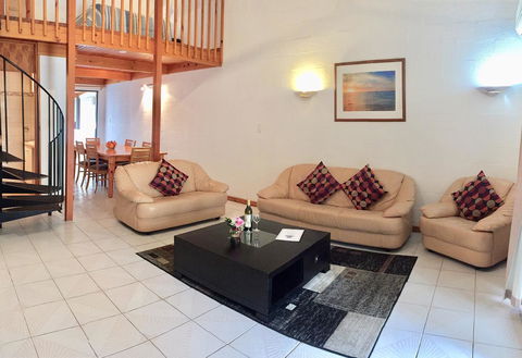 Cottesloe Beach Chalets - Accommodation Rockhampton 15