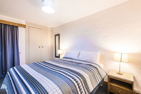 Cottesloe Beach Chalets - Accommodation Rockhampton 28