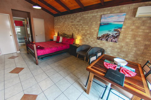 Esperance Foreshore Apartments - Accommodation Rockhampton 4