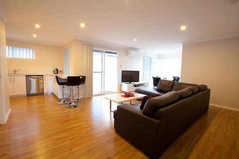 Cape Villas - Accommodation Rockhampton 20