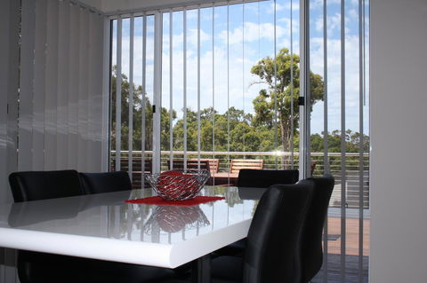 Cape Villas - Accommodation Rockhampton 24