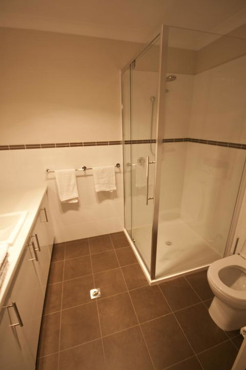 Cape Villas - Accommodation Rockhampton 29