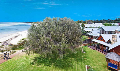 Beach House Dunsborough - Accommodation Rockhampton 1