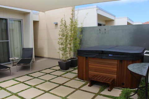 Alouarn Apartments - Accommodation Rockhampton 2