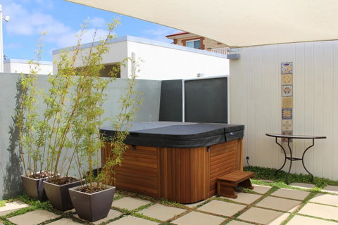 Alouarn Apartments - Accommodation Rockhampton 3