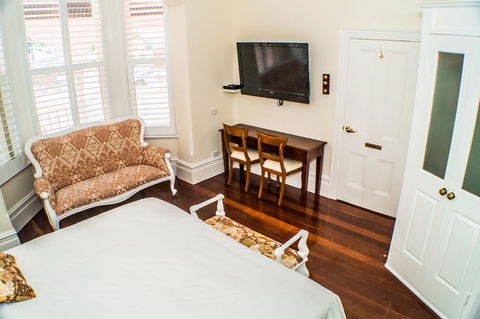 South Beach Bed & Breakfast - Accommodation Rockhampton 10