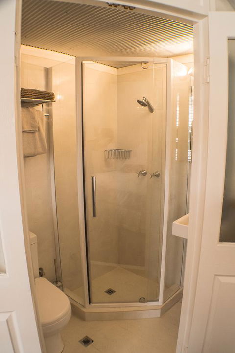 South Beach Bed & Breakfast - Accommodation Rockhampton 11