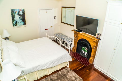 South Beach Bed & Breakfast - Accommodation Rockhampton 17