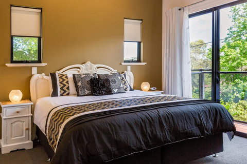 Downton Villa - Accommodation Rockhampton 15