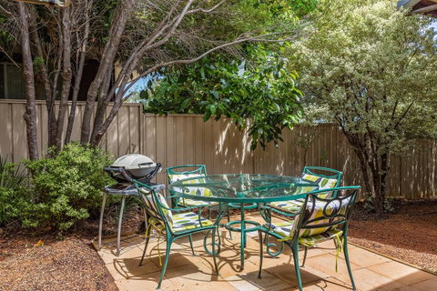 Downton Villa - Accommodation Rockhampton 26