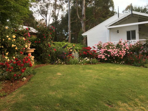 Applegate Lane Chalet - Accommodation Rockhampton 20