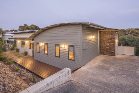 12/26 Yallingup Beach Road - Accommodation Rockhampton 1