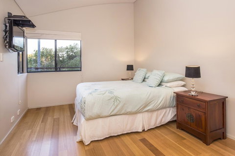 12/26 Yallingup Beach Road - Accommodation Rockhampton 4