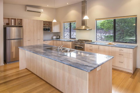 12/26 Yallingup Beach Road - Accommodation Rockhampton 3