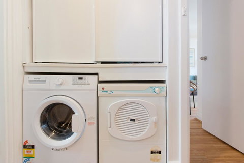 Ocean Breeze Apartment - Accommodation Rockhampton 23
