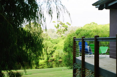 Waterfall Cottages - Accommodation Rockhampton 15