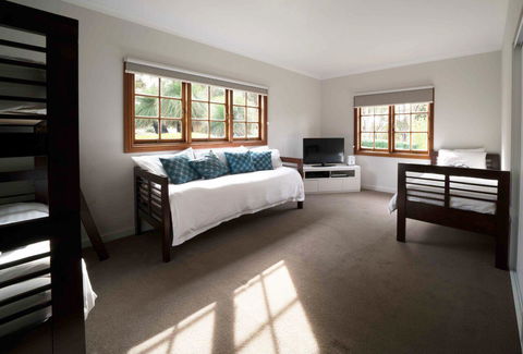 The Farmhouse - Accommodation Rockhampton 10