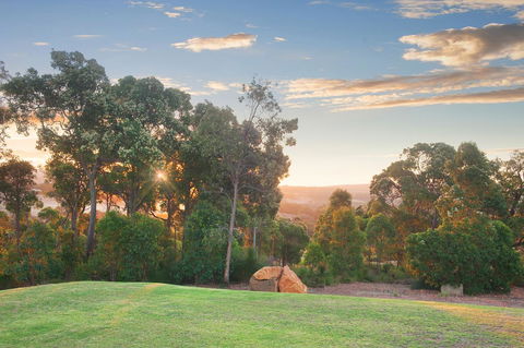 The Farmhouse - Accommodation Rockhampton 3